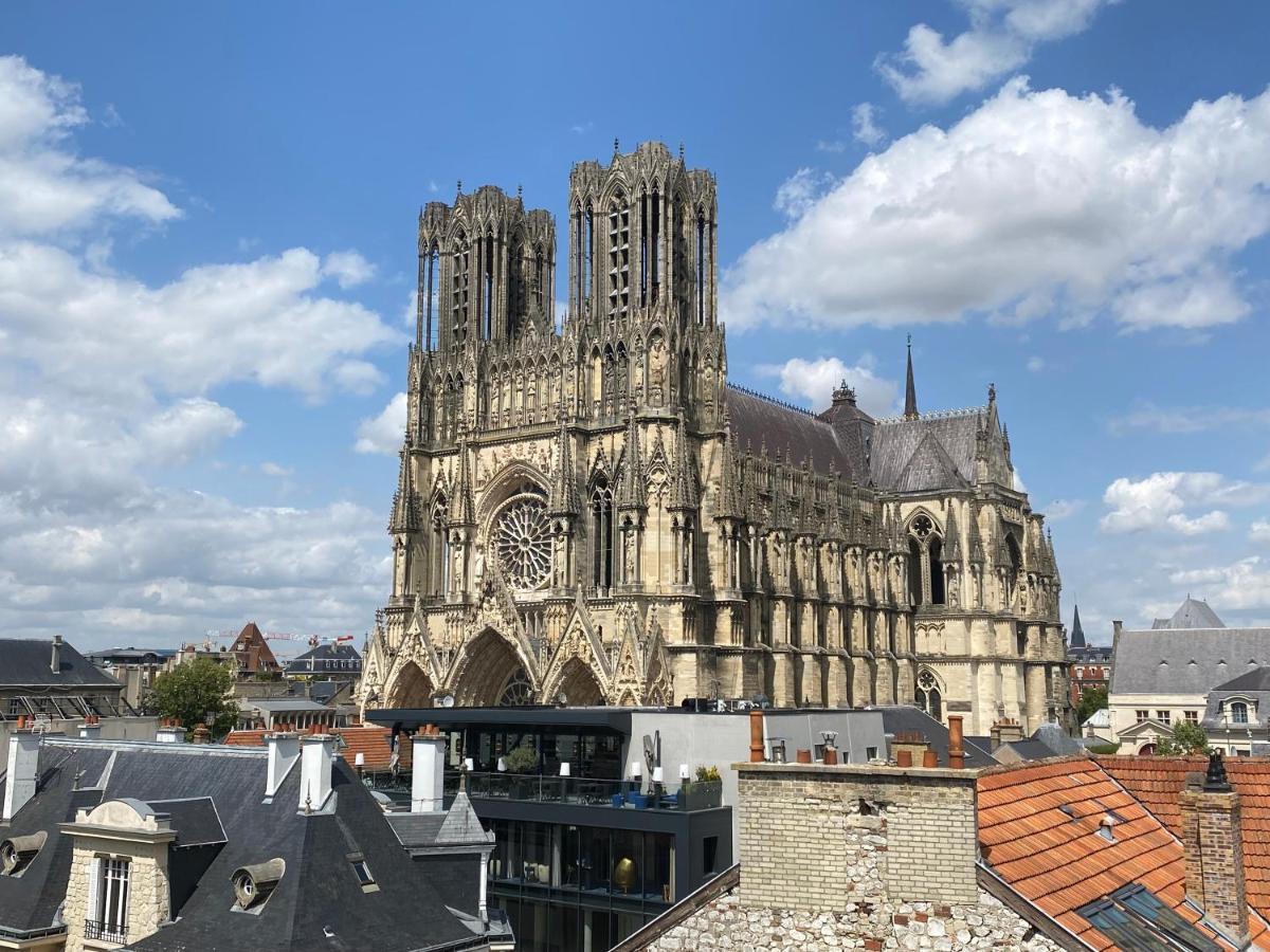 Duplex Hammam Au Pied De La Cathedrale Avec Vue Apartment Reims