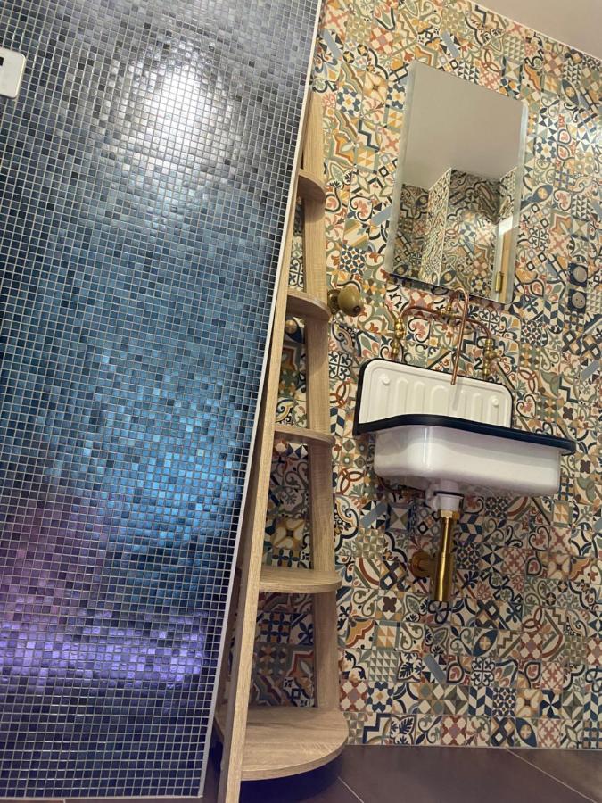 Duplex Hammam Au Pied De La Cathedrale Avec Vue Apartment